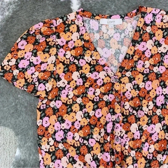 LOFT Floral Textured Button Tie Front Top - Picture 5 of 12